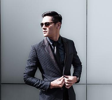 6 Tuxedo Etiquette Tips to Really Rock Formal Events