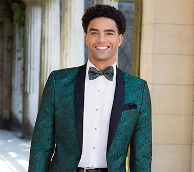 Single Color Suit or a Patterned Suit - Which Should I Choose?