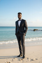 Alessandro Vitello Dark Grey Windowpane 2-Button Notch Suit (2-Piece Set)