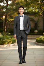 Alessandro Vitello Grey Windowpane 2-Button Notch Suit (2-Piece Set)