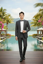 Alessandro Vitello Grey Windowpane 2-Button Notch Suit (2-Piece Set)