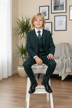 BLACKTIE "Liam" Kids Hunter Green Suit (5-Piece Set)