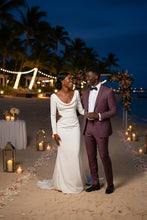 Berry Solid 2-Button Notch Suit (2-Piece Set)