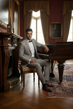 RN Collection Grey Windowpane 2-Button Notch Suit (2-Piece Set)