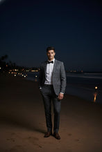 RN Collection Grey Windowpane 2-Button Notch Suit (2-Piece Set)