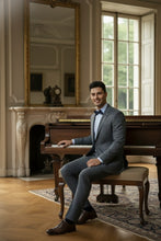 RN Collection Light Grey Windowpane 2-Button Notch Suit (2-Piece Set)