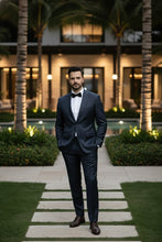 RN Collection Navy Windowpane 2-Button Notch Suit (2-Piece Set)