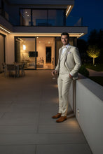 Vinci "Flare" Ecru 1-Button Peak Tuxedo (4-Piece Set)