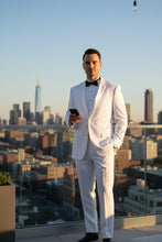 Vinci "Giorgio" White Vinci Tuxedo (2-Piece Set)