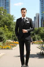 Vinci "Syracuse" Black Vinci 2-Button Notch Tuxedo (3-Piece Set)