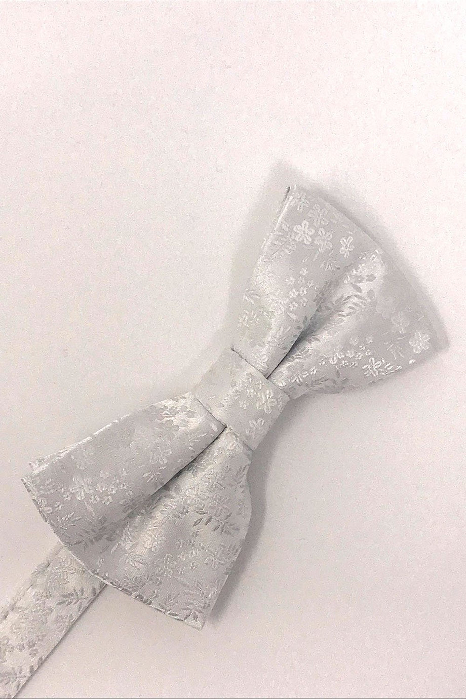 Cardi White Enchantment Kids Bow Tie